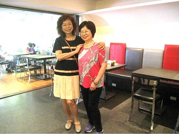 IMG_0044(001) IMG_0044(001)