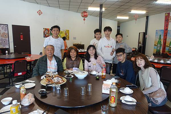 【高雄‧鳥松】歡慶老媽生日~神農國輝鳳窯雞