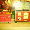 黃紅雙色爐灶&amp;廚房-1.JPG