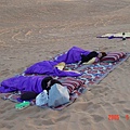 沙漠流浪3姐妹