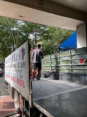 line_305247329713741.jpg line_305247329713741.jpg