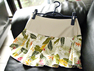 南陽風皺摺短裙 南陽風皺摺短裙