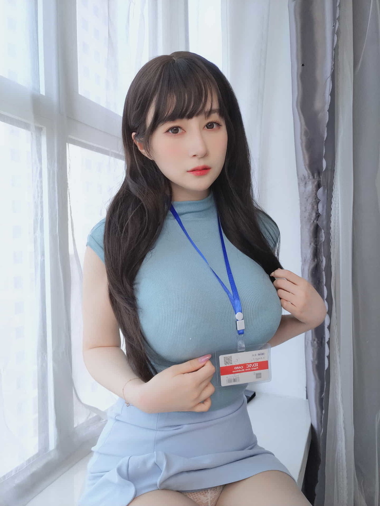 白銀81 - 巨乳の後輩 (17).jpg