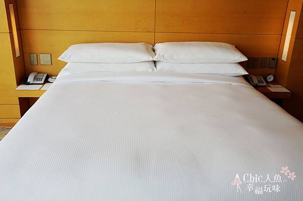 Park Hyatt Seoul Hotel -Bed room (8)