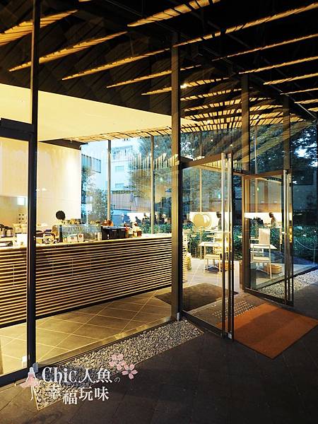 Daiwa Ubiquitous Computing Research Building Cafe-KENGO KUMA (40)