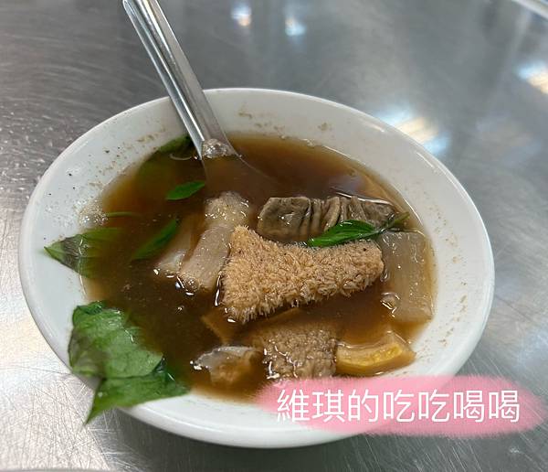 高雄好吃的牛肉燴飯~高雄清真潮州牛雜餐廳/上菜超神速的餐廳~