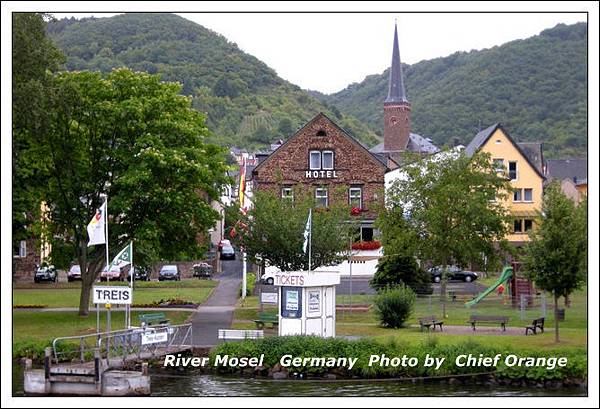 Mosel 河遊船  (23).jpg