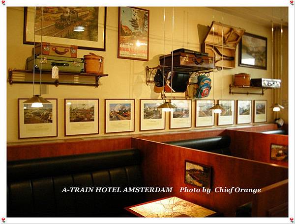 Amsterdam a train hotel  (12).jpg