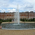 Hampton Court Palace  (38).jpg