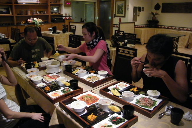 台東旅遊天龍飯店台東美食用餐環境2