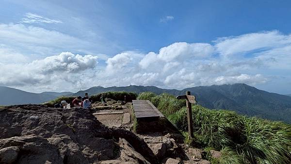 LINE_ALBUM_114.07.13三進三出七星山_250714_59.jpg
