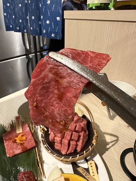 [日本-北海道-札幌-薄野完美服務及食材的燒肉店-個室焼肉つ