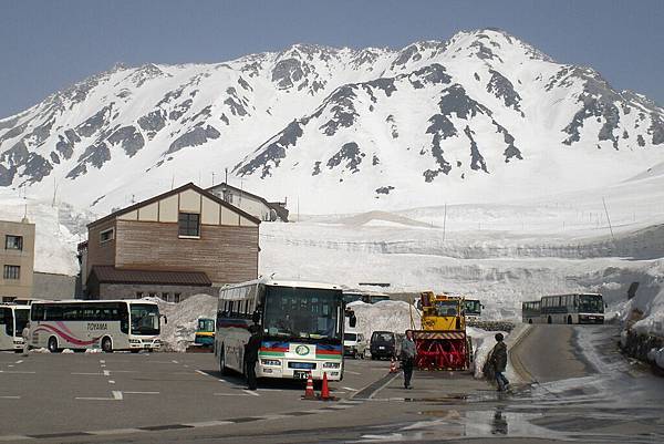 2009-05-09 立山黑部.室堂3641.jpg