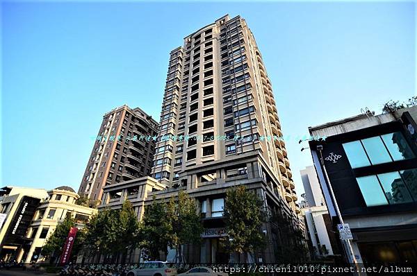 q17鴻磐社區外觀 (3).jpg q17鴻磐社區外觀 (3).jpg