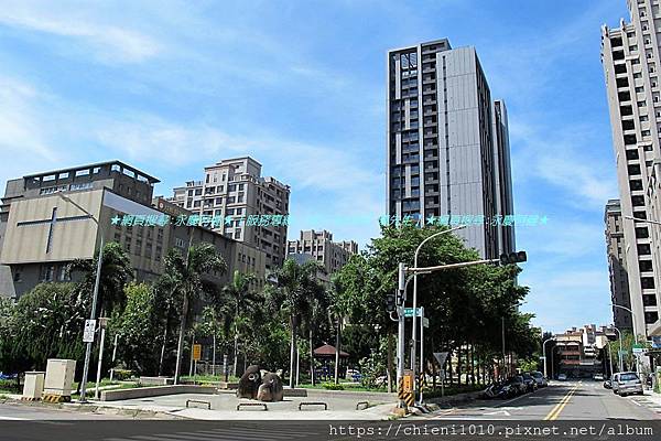 e5龍山公園.jpg e5龍山公園.jpg