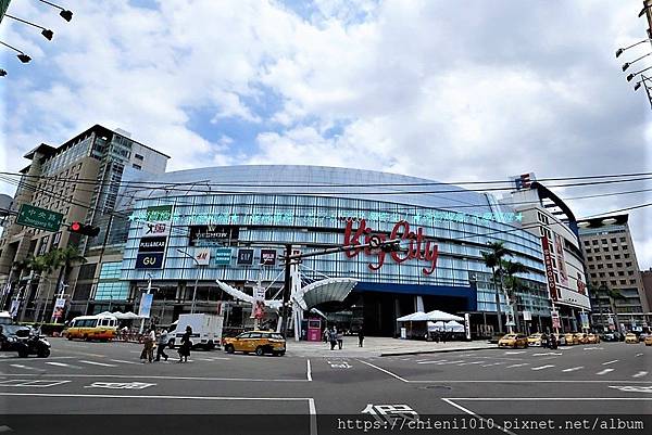 r18 Big City遠東巨城購物中心SOGO百貨 _新竹市東區中央路229號 (1).jpg r18 Big City遠東巨城購物中心SOGO百貨 _新竹市東區中央路229號 (1).jpg
