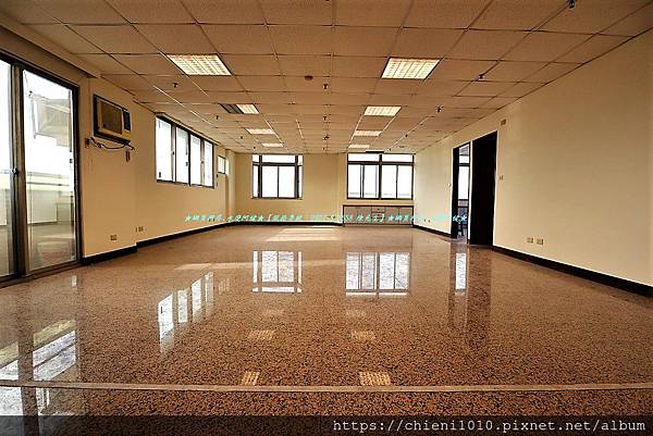 b2北大路「宗佑大樓」原台塑王品牛排大樓大坪數辦公室_高樓層景觀戶 (6).jpg b2北大路「宗佑大樓」原台塑王品牛排大樓大坪數辦公室_高樓層景觀戶 (6).jpg