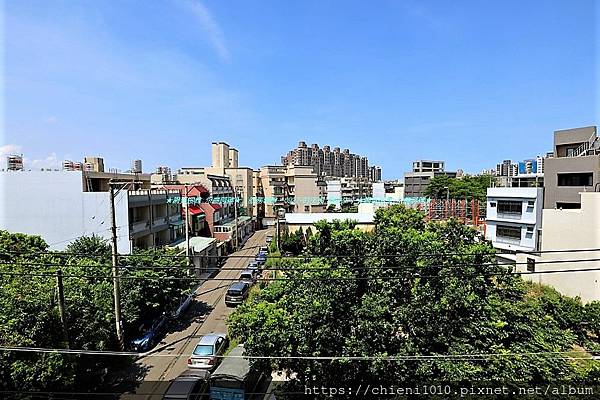 g7宏家凱悅田字型朝南三房平車_延平路三段667巷24號4樓 (7).jpg