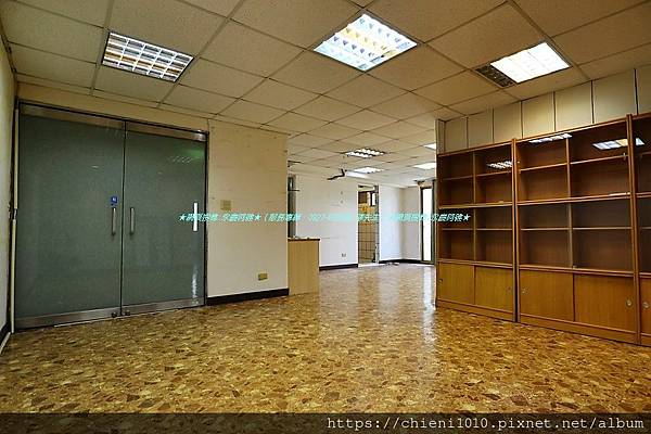 f6大遠百商圈「世紀通商廣場」辦公室_林森路176號八樓之3 (3).jpg