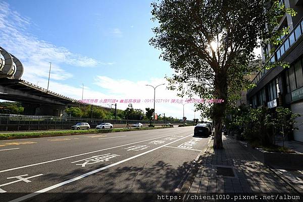 q17中華路四段_東華路口(樂巢代社區).jpg q17中華路四段_東華路口(樂巢代社區).jpg