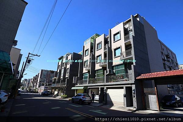 t34[中清公園旁集合式透天住店]_新竹市中清路81號~107號.jpg