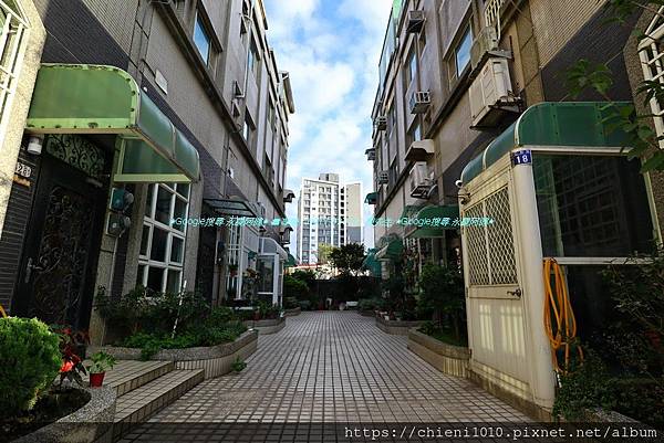 t27[南寮幼兒園附近集合式透天]新竹市仁和路8號~36號.jpg