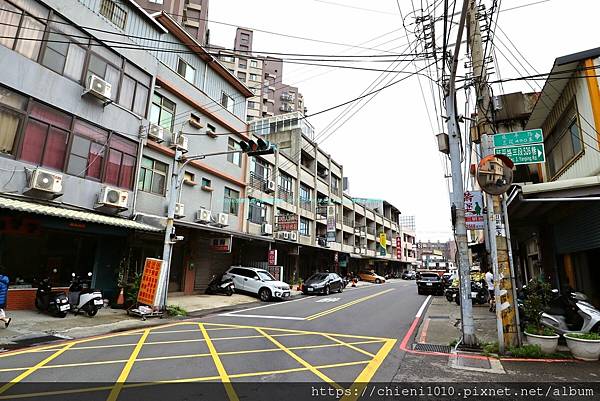 q17延平路三段_490巷口.jpg q17延平路三段_490巷口.jpg