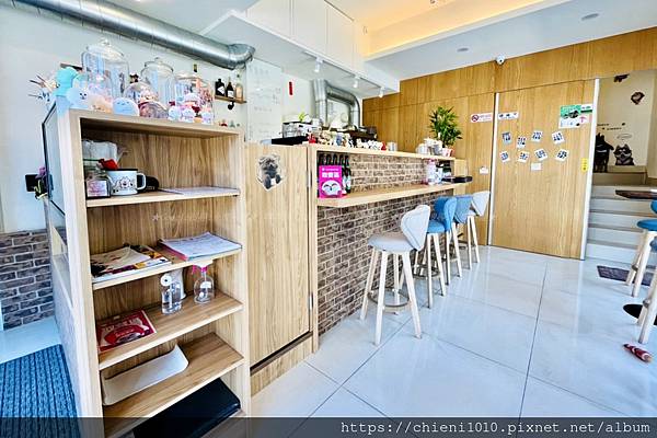 c3南寮商圈聖軍路首GO大樓角間店面_南華國中旁•新竹漁港特區_聖軍路132號 (2).jpg c3南寮商圈聖軍路首GO大樓角間店面_南華國中旁•新竹漁港特區_聖軍路132號 (2).jpg