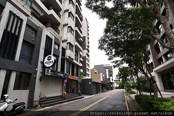 b2金雅重劃區「品禾B-612」大樓店面✚平車_新竹市北區金雅三街98號 (1).jpg b2金雅重劃區「品禾B-612」大樓店面✚平車_新竹市北區金雅三街98號 (1).jpg