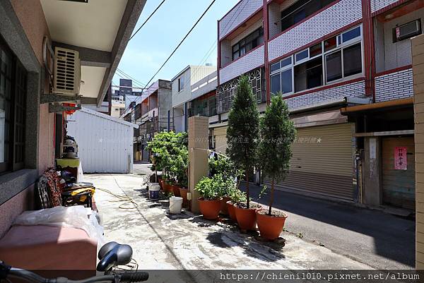 r18香山大庄公園旁の豪氣孝親五房庭院大透天優土地59坪_新竹市香山區遊樂街60巷8弄1號 (3).jpg r18香山大庄公園旁の豪氣孝親五房庭院大透天優土地59坪_新竹市香山區遊樂街60巷8弄1號 (3).jpg