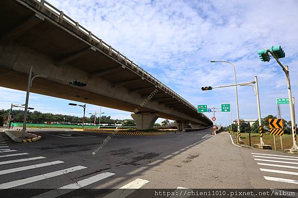 r18桃園市新屋區笨港里 台61西部濱海快速公路.jpg
