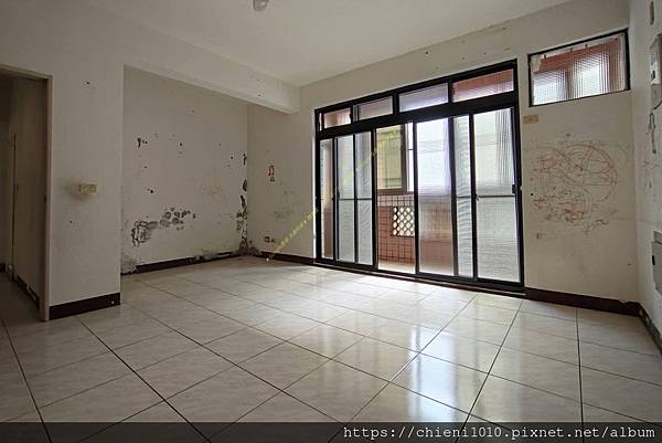 f6低總價♥南寮田字型透天㊣五房✚車庫♥7米大面寬_新竹市延平路三段526巷4弄75-1號 (6).jpg