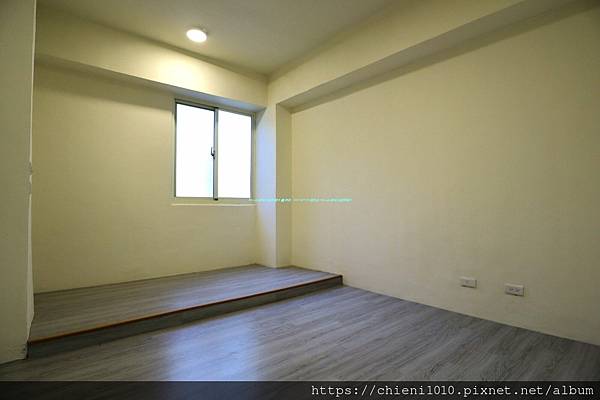 i9民富國小學區㊝靚亮大三✚1房附車位「祐通華廈」_新竹市經國路二段248巷10弄7號三樓 (9).jpg