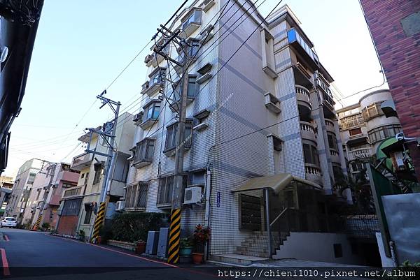 p16光華大潤發商圈「水晶蘭庭」旁の低總價精巧三房&hearts;雙陽台_新竹市光華二街56巷12號二樓 (16).jpg