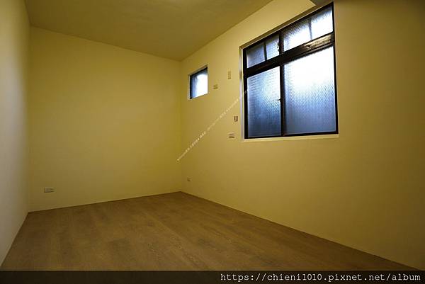 n14建華國中精美明亮三房♥邊間一樓♥門前車位♥陽光〡竹蓮學區_新竹市高峰路2巷86號 (15).jpg n14建華國中精美明亮三房♥邊間一樓♥門前車位♥陽光〡竹蓮學區_新竹市高峰路2巷86號 (15).jpg