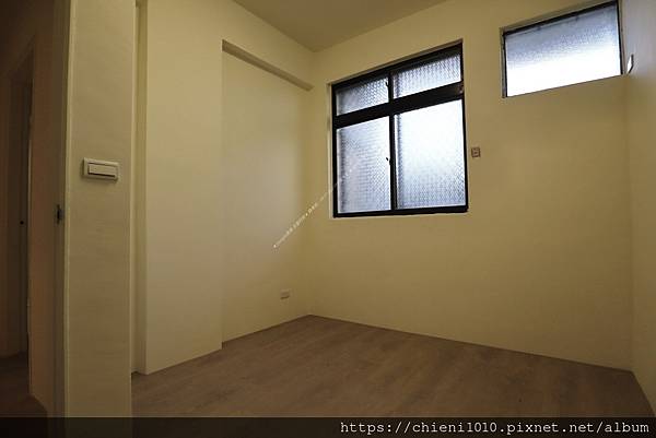 o15建華國中精美明亮三房♥邊間一樓♥門前車位♥陽光〡竹蓮學區_新竹市高峰路2巷86號 (14).jpg o15建華國中精美明亮三房♥邊間一樓♥門前車位♥陽光〡竹蓮學區_新竹市高峰路2巷86號 (14).jpg