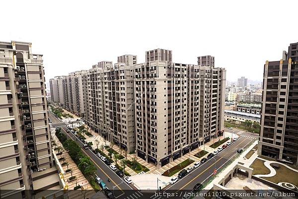 j10頭份市「昌隆廣場〡勝華好讚」靚亮三房✚平車㊝A3邊間高樓層視野戶_苗栗縣頭份市和平路306號十三樓 (8).jpg