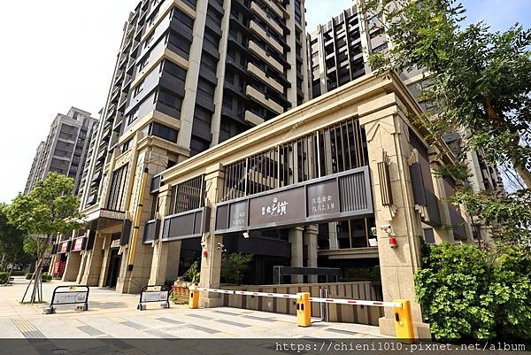 t32昌隆廣場〡勝華好讚_苗栗縣頭份市和平路300號~330號 (3).jpg