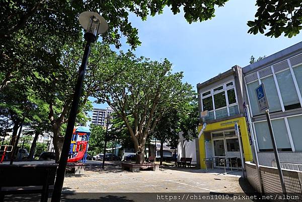 t27新竹市文化局圖書館南寮分館&南寮聯合里辦公處_新竹市北區中光路17號 (2).jpg