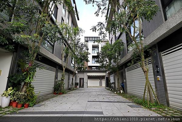 t23芎林綠獅重劃區「樂自在」_新竹縣芎林鄉綠獅一街81巷1號~10號 (3).jpg