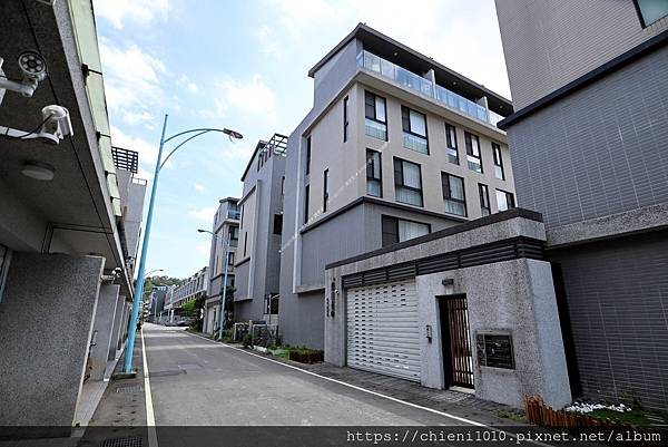 t26芎林綠獅重劃區「樂自在B區」_新竹縣芎林鄉綠獅一街83巷1號~10號 (2).jpg t26芎林綠獅重劃區「樂自在B區」_新竹縣芎林鄉綠獅一街83巷1號~10號 (2).jpg