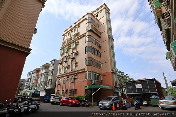 a1宏家海德堡3期_新竹市東大路三段510巷2號~22號 (2).jpg a1宏家海德堡3期_新竹市東大路三段510巷2號~22號 (2).jpg