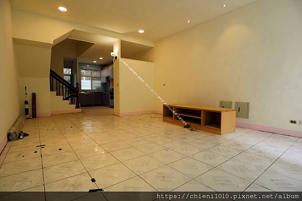 f6竹北縣政特區「凡爾賽花園」臨路別墅㊝四大房✚雙車位車庫♥縣治一期 (8).jpg