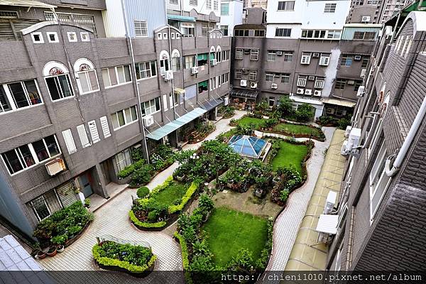 s19竹北縣政特區「凡爾賽花園」臨路別墅優四大房雙車位車庫♥縣治一期 (23).jpg s19竹北縣政特區「凡爾賽花園」臨路別墅優四大房雙車位車庫♥縣治一期 (23).jpg