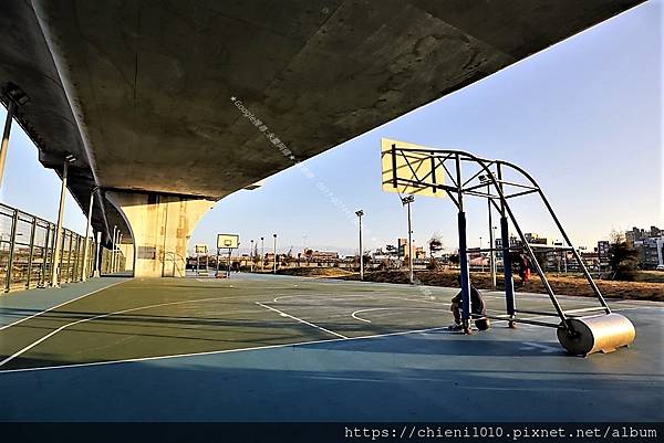 t26南寮運動公園 (南寮頭前溪休憩公園)_新竹市東大路四段與西濱路一段交會區塊 (21).JPG