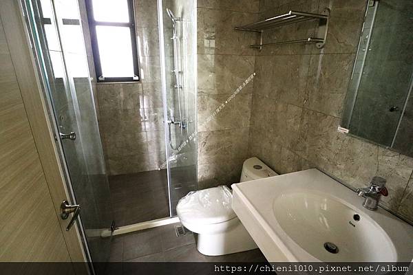 q17全新「大霖品悅16」海景三房•雙陽台✚平車♥A8中高樓層_新竹市西濱路一段310號八樓之1 (15).jpg