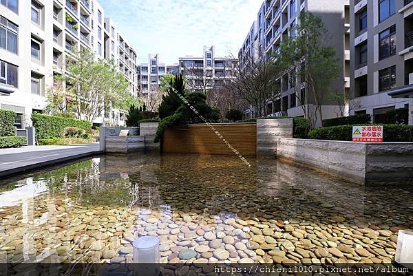 a1東大HOLA社區中庭 (7).jpg a1東大HOLA社區中庭 (7).jpg