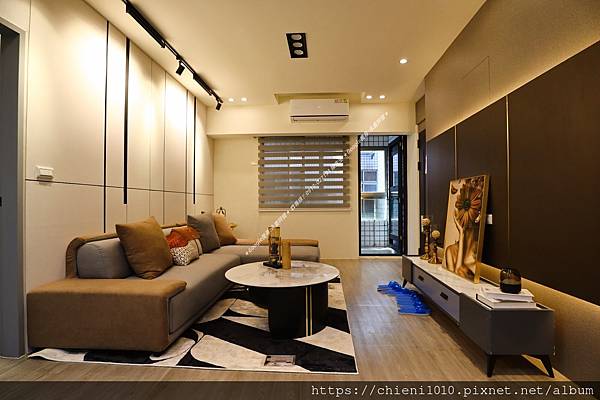 c3南寮國小學區典雅裝潢大四房雙陽台✚車位「皇凱大樓」_新竹市東大路三段389號二樓 (3).jpg