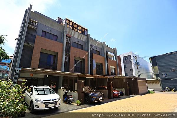 a1易方靜安_新竹市東大路三段556巷21號;21之1~3號 (1).jpg a1易方靜安_新竹市東大路三段556巷21號;21之1~3號 (1).jpg