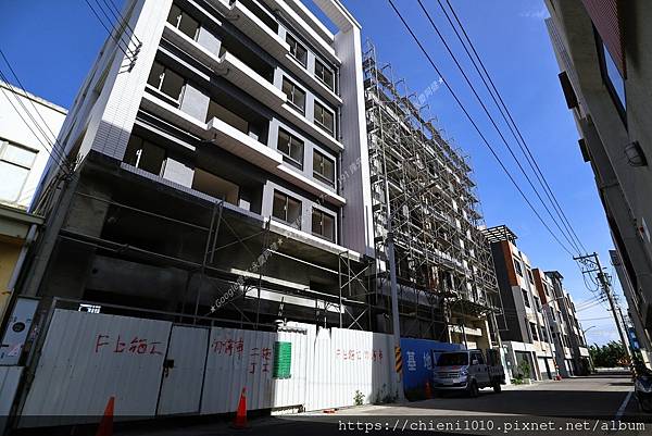 t31泰鋒首綻_新竹市北區港清二街42號旁; 宸盛朗潤1_港清二街30號旁-202507基地實景圖.jpg t31泰鋒首綻_新竹市北區港清二街42號旁; 宸盛朗潤1_港清二街30號旁-202507基地實景圖.jpg